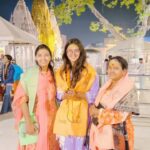 Monal Gajjar Instagram – Om namah shivay 🙏

#mahashivratri #om Kashi Vishwanath Mahadev Temple