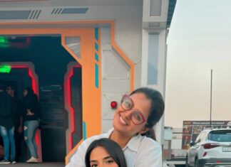 Monal Gajjar Instagram - This is my beetroot @glambyak chutney 🤪😜😝 #fun #reels #love #laugh #sisterhood #grattitude #monalgajjar #monalofthestory Taj Skyline Hotel Ahmedabad