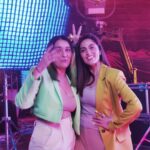 Monica Khanna Instagram - Met these two beautiful souls while shooting.... It took a time to know each other but later the way we clicked we were crazy jumping jacks... So nice to meet you both @iamkavindave( you are such a amazing human) @padminitomaar (you are stunning with your green hair...) #tvc #recentwork #pintola #love #instagood #instapic #thursdaythrowback Mumbai, Maharashtra