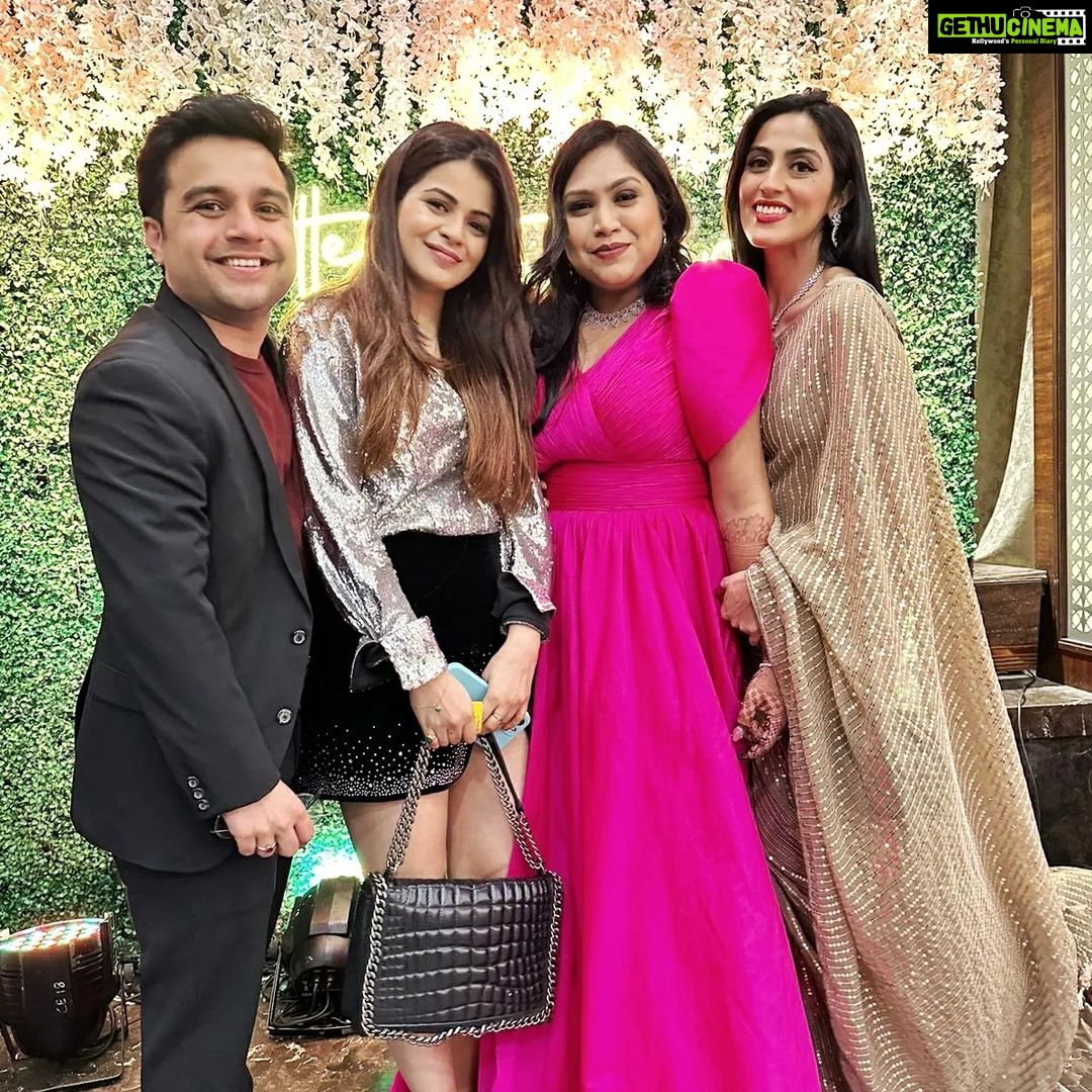 Monica Khanna - 7.5K Likes - Congratulations!!!!! @chouhanmansi17 @ro8611 for this wonderful journey....
चाहत होती है दोस्तों की साथ जीने की,
वरना जाना एक दिन अकेले ही है।।।
@hardiksangani @manish_goplani @chhayachouhan @jigyasa_07 #dosti #friendsforever #humpaanch #happiness