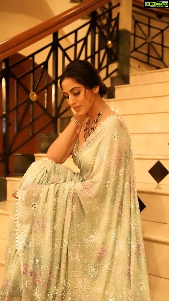 Monica Khanna Instagram - "Tujhmein chupi si jo shayari hai" Saree by - @samyakksarees Jewellery by - @studio6jewels Styled by - @style_by_hetaljogi Assisted by - @s.am.riddhi Clicked by -@imksrx🌞 #indianwomen #india #indianfashion #fashion #saree #mumbai #indiangirls #indian #women #indianbride #indianwedding #womenempowerment #indiangirl #delhi #fashionblogger #indianwear #instagram #beautiful #instagood #kolkata #onlineshopping #love #ethnicwear #sareelove #chennai #beauty #instafashion #kerala #indianshopping #clothing The Orchid Hotel Mumbai Vile Parle