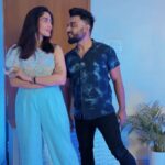 Monica Khanna Instagram - My superpowers -Dancing in heels... AND His superpowers-Dance as if nobody is watching .😜😜😂 Veere appa chh gaye..😈😜🌻@dorekomusic . . . . . #trendingreels #dance #instareels #instsgood #dancing #dancingreels #sanak #trending #explore #viralvideo #viralsong