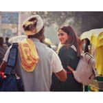 Monica Khanna Instagram - बैठे जो अस्सी घाट पर बनारस में यूं दिन गुज़र गए न तेरा इश्क याद रहा तेरी बातें भी भूल गए।। Captured by - @jerrypundkar( i have the best photographer in the world) Thankyou for being so supportive n incredible... #banaras #varanasi #kashi #india #banarasi #varanasidiaries #uttarpradesh #photography #instagram #ganga #mahadev #incredibleindia #varanasighats #ghat #banarasiya #bhu #love #varanasiindia #banarasisaree #travel #instagood #delhi #sareelove #mumbai #saree #lucknow #assighat #photooftheday #assighat #chanderi
