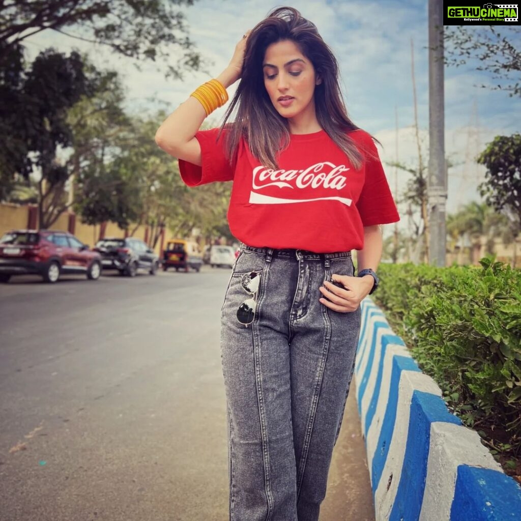 Monica Khanna Instagram - "On Fridays i wear Red"...... Wearing. -@the_tees_store_ 📷-@jerrypundkar #tshirt #fashion #tshirtdesign #tshirts #style #clothing #streetwear #moda #kaos #shirt #design #hoodie #apparel #love #clothes #clothingbrand #ootd #jeans #art #onlineshopping #kaosmurah #shopping #instagood #tee #mensfashion #like #tees #tshirtprinting #hoodies #tshirtshop Mumbai, Maharashtra