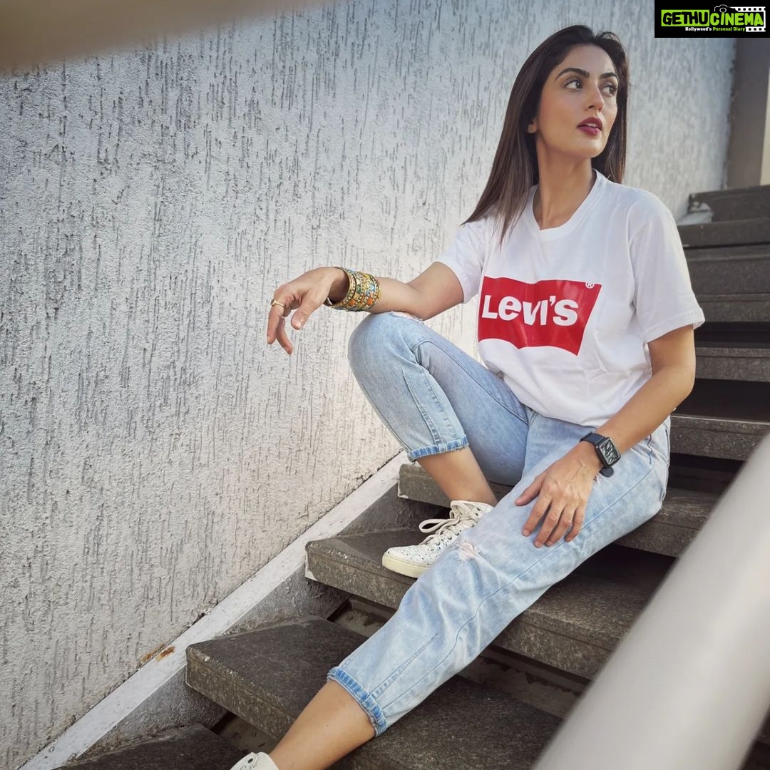 Monica Khanna Instagram - A Blank canvas—Eternally Versatile...... Wearing -@the_tees_store_ 📷- @jerrypundkar #whiteshirt #fashion #shirt #white #ootd #style #instagram #photography #instagood #shirts #model #love #jeans #tshirt #photooftheday #mensfashion #fashionblogger #instafashion #instadaily #fashionstyle #smile #black #picoftheday #photoshoot #blackandwhite #tshirts #shirtstyle #summer #portrait #fashionista Mumbai, Maharashtra