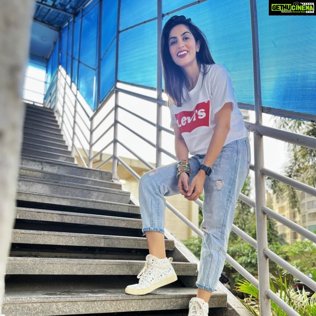 Monica Khanna Instagram - A Blank canvas—Eternally Versatile...... Wearing -@the_tees_store_ 📷- @jerrypundkar #whiteshirt #fashion #shirt #white #ootd #style #instagram #photography #instagood #shirts #model #love #jeans #tshirt #photooftheday #mensfashion #fashionblogger #instafashion #instadaily #fashionstyle #smile #black #picoftheday #photoshoot #blackandwhite #tshirts #shirtstyle #summer #portrait #fashionista Mumbai, Maharashtra