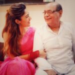Monica Khanna Instagram – Hi papa!🌻
It’s been a MONTH now since you are gone 
But i still miss you😞 terribly…
आपका video call ..
आपका बोलना “समाचार देख रहे हैं बेटा”
आपकी जिंदगी को लेकर दी हुई सीख
आपकी सहनशीलता
आपका आत्मसम्मान 
आपका गले लगाना
आपका “i love you too” बोलना

It’s really hard to wake up every morning knowing that you are not with us anymore Papa 👨‍👧…
But i know you are always with me and watching me from above as my guiding angel…
Our world is incomplete without you PAPA❤️
I’m trying my best to return to my usual life but it appears to be really tough without you…

Magar main aapko aur proud feel karwaaungi aur strong banungi
We are terribly missing you DO DO Papa….
I know आप भोले नाथ के पास उनकी सेवा कर रहे होगे।

Thankyou for being the cutest papa👨‍👧
Thankyou for being the strongest
Thankyou for being the best….
इस जन्म में क्या मैं भगवान से विनती करती हूं की हर जन्म में मुझे  यही DO DO PAPA मिलें।।।
मुझे इन्हीं की बेटी बनने का सौभाग्य प्राप्त हो।
हर मान समान के लिए बहुत बहुत शुक्रिया पापा🌻
मेरे सपनों को जीने के लिए आपकी दी हुई हिम्मत के लिए शुक्रिया पापा🌻
आपका आशीर्वाद मुझपर हमेशा बना रहे यही कामना करती हूं।

I love you n i hope somewhere you are proud of me being your daughter/son…….❤️❤️❤️