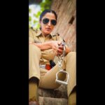 Monica Khanna Instagram - वर्दी वाली🇮🇳 Itni khoobsurat pictures kheechne Wale Hain -@manishmischief #police #uppolice #uniform #onduty #instagood #instapic #policeofficer #lawandorder #instagram Unnao, Uttar Pradesh