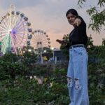 Monisha Blessy Instagram - POV : You’re scrolling through my camera roll 🤍🧿 Recentsss >>> 📸: @ebinezerashwin.j @arun.aryan26 🐒