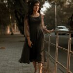 Monisha Blessy Instagram - Calm 🍂 📸: @snipershotphotography 🫶🏻 @laavanya_prol_ @rockin_vashista ✨ Outfit : @sindira_by_swethaindiran 🤍 Mua : @red_makeover 🔥 #monishablessy #cwc4
