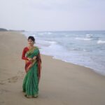 Monisha Blessy Instagram - 🌊❤️ Definitely a magicalll team 😍✨ Muah : @glam_up_by_keerthana Besttt💯 Hair : @saaraah_hairdo perfect❣️ Saree :@godavari_handlooms Beautiful handloom saree🥺❤️ @i_m_pj_69 📸 : @vijay_aathi_click Best shots 🔥