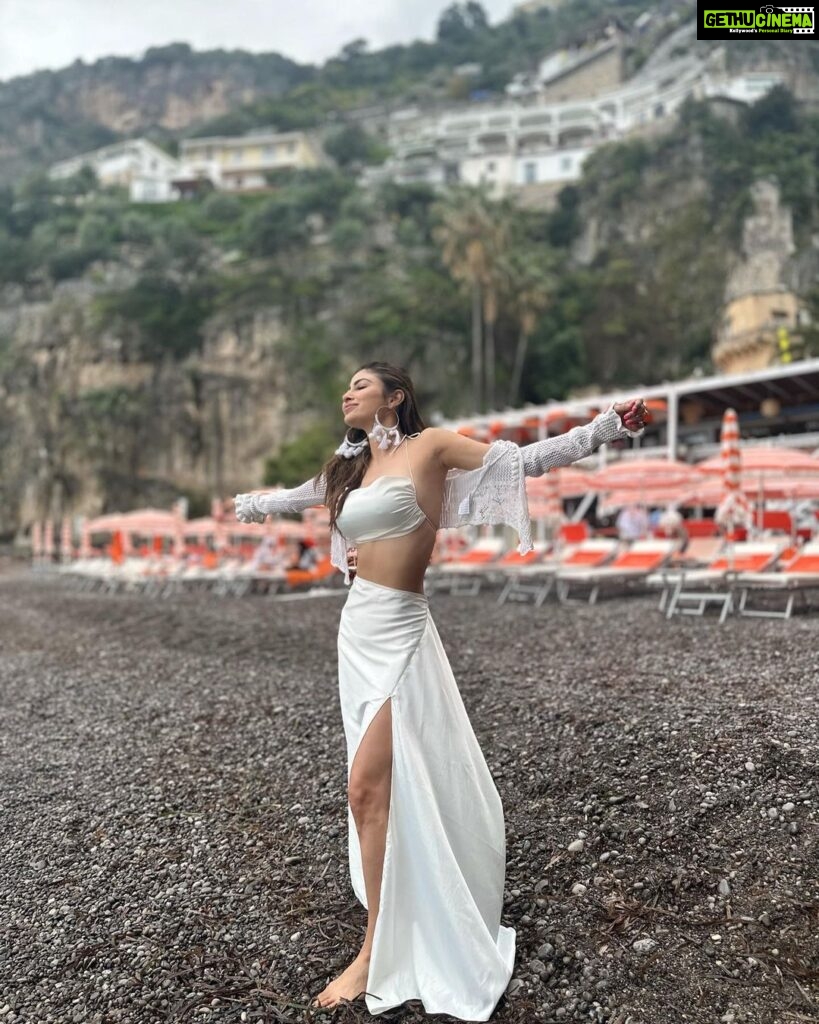 Mouni Roy Instagram - A girl could get used to this….. Positano, Amalfi Coast, Italy