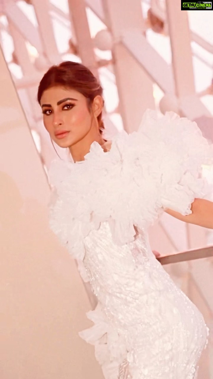 Mouni Roy Instagram - UNAPOLOGETIC ๐ค Styled by - @mohitrai with @shubhi.kumar @tarangagarwalofficial @teammrstyles Outfit - @michael5inco Shoes - @stevemaddenindia ๐ธ @amannagoshe Managed by @trishilagoculdas @dcatalent