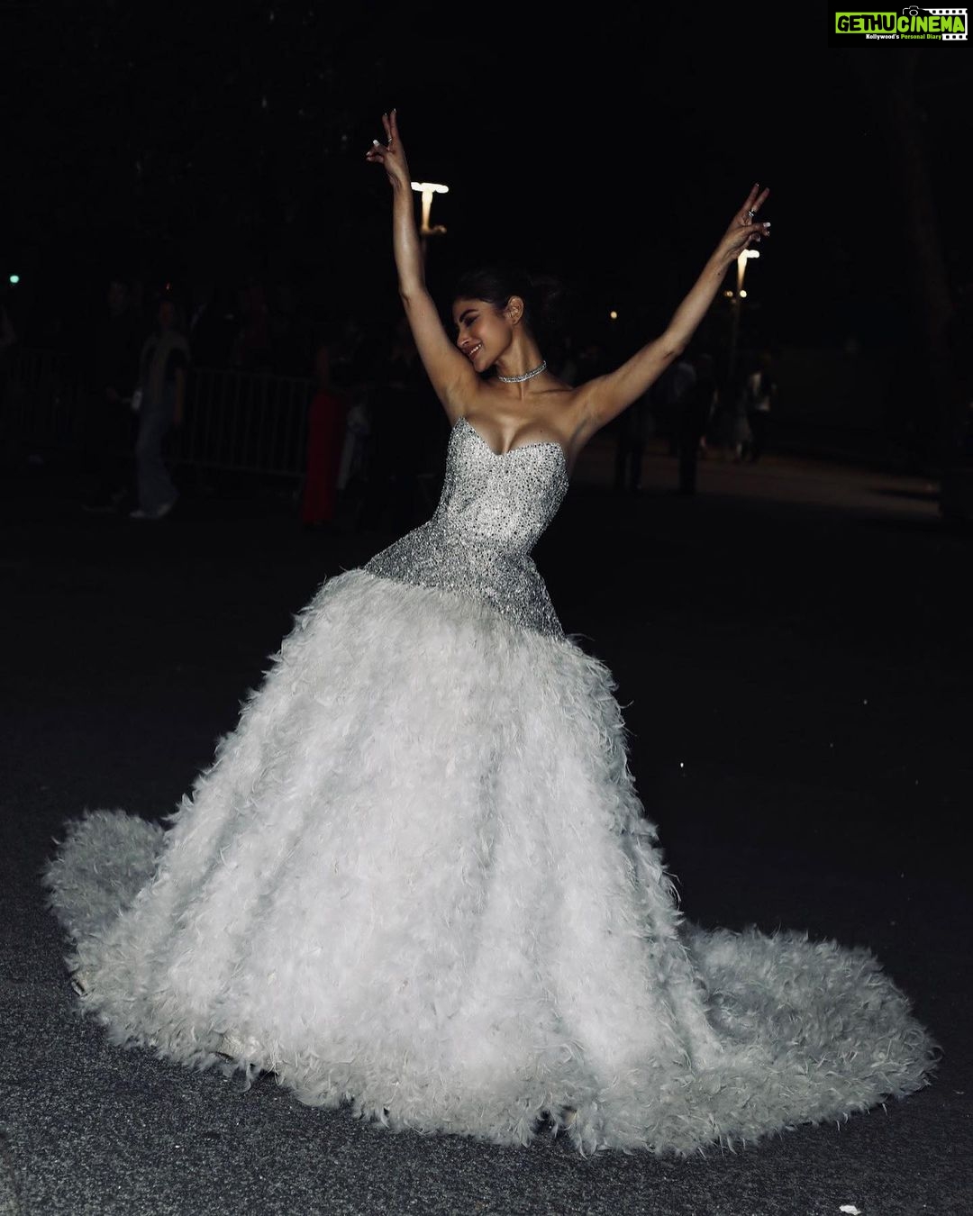 Mouni Roy Instagram - Belle of the ball π merci beaucoup x Dressed in:@atelierzuhra x Jewellery :@boucheron x Heels:@giuseppezanotti Styled by : @manekaharisinghani with @chintan_shah08 HMU : gpkritikos Creative Production- @fetch_india @pankhurifetch Photographer - @wilsonballarin Videographer - @shakeelbinafzal Lenskart - @sashakeneivonuo @anupamtripathi__ Cannes, France