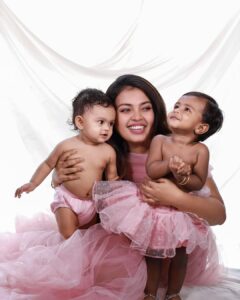 Mridula Vijay Instagram - My babies 
#mothersday 

Photography @mommyandmebyreshma 
MUA @sivas_makeover_ 
Costume @ansisiyad 
Supporting @akhilal_akku