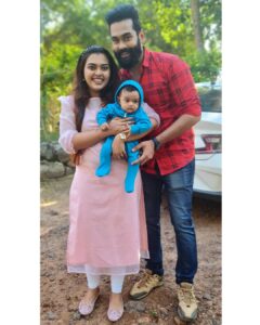 Mridula Vijay Instagram - Hey 2023 , we are ready for the new journey 🤩 ♌️
Happy New Year to all
@yuvakrishna_official 
@dwanikrishna_official