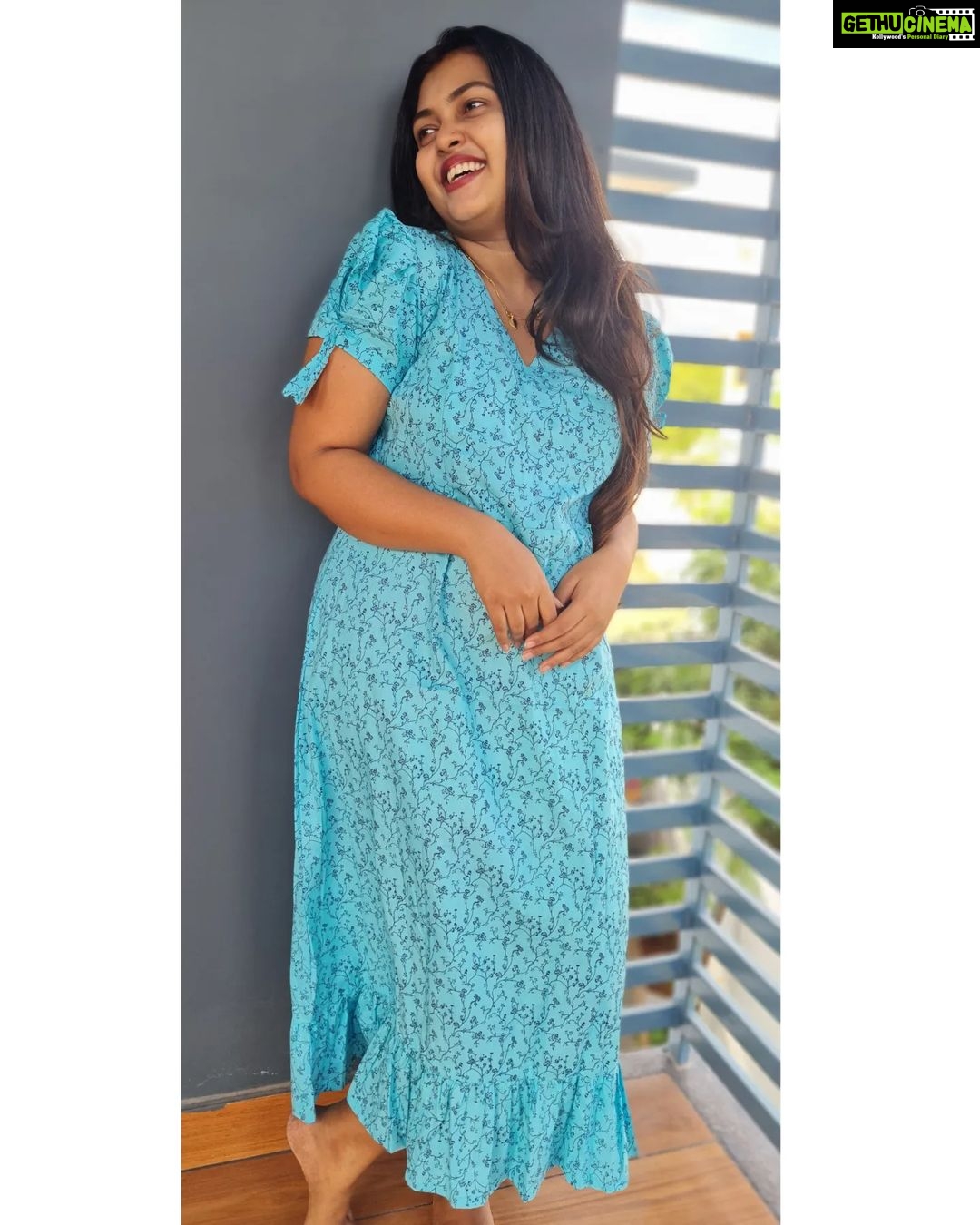 Mridula Vijay Instagram - 🦋 Feeling so comfortable Thank you @paraiso_comfortwears
