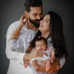 Mridula Vijay Instagram - A Leo Family 🦁♌️ @yuvakrishna_official @dwanikrishna_official PC @reshma_photography Mua @pooja_vysh_makeovers