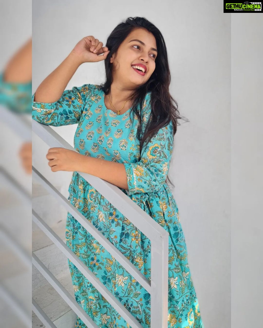 Mridula Vijay Instagram - Loving myself 🥰 Maternity and feeding kurthi from @yashvi_clothing