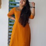 Mridula Vijay Instagram - Njoying this new life 🧡 PC @yuvakrishna_official Costume @miracledesignerboutique