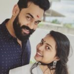 Mridula Vijay Instagram – Wishing you a colourful onam from us 🥰💞
PC  @av_arun_ravan