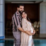 Mridula Vijay Instagram - The best days in our life 😘❤️ Click @motive_pix_studio Costume @mommiesmaternitywear