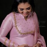 Mridula Vijay Instagram – Our world ❤️ inside my womb 💕
Costume @thanzscouture
MUA @mohanavijin 
Photography @stories_by_anandhu_sp