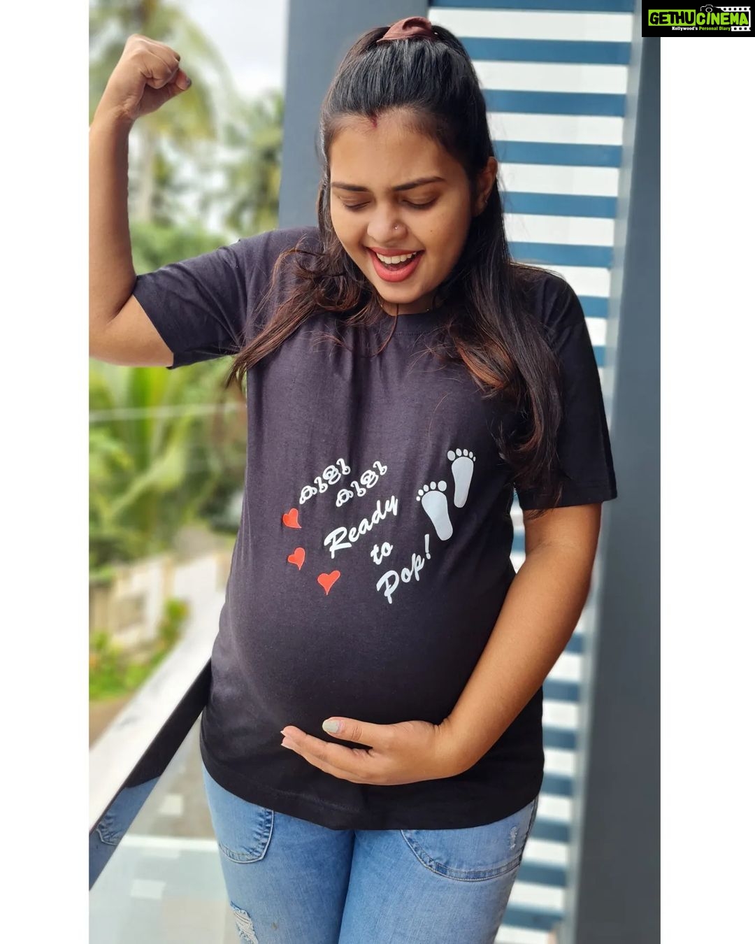 Mridula Vijay Instagram - We're waiting 😁😁😁 @yuvakrishna_official ❤️ . Costume @ross_anns PC @parvathy_anuz