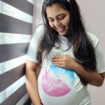 Mridula Vijay Instagram - It's boy or girl 😉? Costume @ross_anns PC @parvathy_anuz