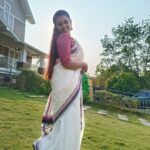 Mridula Vijay Instagram - Still got all eyes on me 😉 Costume @kerala_traditional_collections PC @adarshadhu006