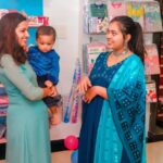 Mridula Vijay Instagram – Really I’m so glad to inaugurate Mommies shop . @mommies_maternity @mommiesmaternitywear 
One of the best shop for new born babies and preggies.
Costume @pradwana