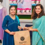 Mridula Vijay Instagram – Really I’m so glad to inaugurate Mommies shop . @mommies_maternity @mommiesmaternitywear 
One of the best shop for new born babies and preggies.
Costume @pradwana