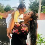 Mridula Vijay Instagram – Mom girl 👧 
Costume @__floraldreams 
PC @parvathy_anuz