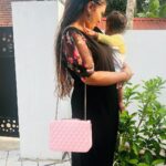 Mridula Vijay Instagram – Mom girl 👧 
Costume @__floraldreams 
PC @parvathy_anuz