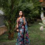 Mridula Vijay Instagram - “Nothing feels as perfect as a saree🌸 . . 📸 @maheshms__ . . Ast @mr_.ma_r_co . . 💄 @pooja_vysh_makeovers . . 🎨 @akhil.k.raviphotography. . . . #kerala #actressgallery #trading #traditionalwear #sareefashion #trendingreels #nalukettu #malayali #mridhulavijai #mridhulavijay #keralasaree #sareelover #keralaactress #keralagram