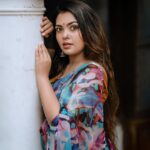 Mridula Vijay Instagram - “Nothing feels as perfect as a saree🌸 . . 📸 @maheshms__ . . Ast @mr_.ma_r_co . . 💄 @pooja_vysh_makeovers . . 🎨 @akhil.k.raviphotography. . . . #kerala #actressgallery #trading #traditionalwear #sareefashion #trendingreels #nalukettu #malayali #mridhulavijai #mridhulavijay #keralasaree #sareelover #keralaactress #keralagram