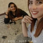 Mrudula Murali Instagram - Just two girls randomly singing to songs, on a road trip! . . #banglore #roadtrip #girlstrip #drive #bengaluru #reels #trendingreels #trendingsongs #medley #antakshari #malayalamsongs #oldsongs #trending #trendingnow #reelsinstagram #reelitfeelit #reelsvideo #explore #malayalammovies #mohanlal #instareels #girlstrip