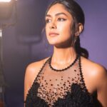 Mrunal Thakur Instagram – Life recently 🚧

Tulle petals, feathers and silk Charleston strand 💕

Outfit: @saiidkobeisy
Jewellery: @gehnajewellers1
Shoes: @louboutinworld
Styled by: @aasthasharma @wardrobist @iammanisha
Makeup by @rivieralynn 
Hair by @hairbyradhika 
Photos by @dinesh_ahuja 

#gq #thegqmostinfluentialyoungindiansawards