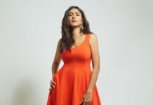 Mrunal Thakur Instagram - 💗💗💗💗 Outfit & Earrings- @katespadeny Footwear - @aldo_shoes Styled by - @sheefajgilani Assisted by - @astha_kothari @kashishsinhaaa Photos: @tianakamtephotography