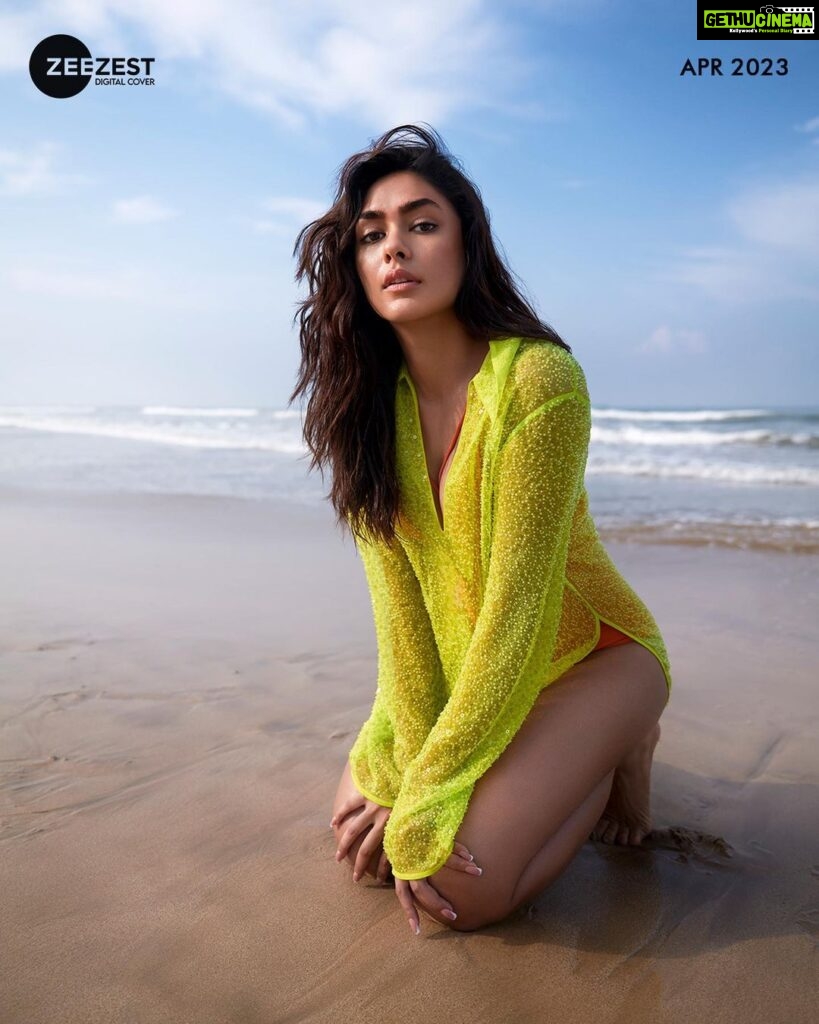 Mrunal Thakur Instagram - #ZeeZestDigitalCover One of those actors who has successfully transitioned from the small screen to the big screen, Mrunal is already 11-years-old in the entertainment industry! “No acting school would have been able to teach me the lessons I’ve learned while working on different sets. I think I owe my career to television. That's what allowed me to dream even bigger; I knew there was a big universe waiting for me,” she explains. Her debut in the television world was with ‘Mujhse Kuch Kehti...Yeh Khamoshiyaan’ in 2012 but it was her 2018 movie debut in ‘Love Sonia’, which also starred Demi Moore, that made people sit up and take notice. She considers the transition from one medium to another has become easier, thanks to OTT platforms. On Mrunal's wrist is the slim Edge Squircle from Titan. This elegant white timepiece boasts of a unique Squircle shape (square meets circle) crafted in a 4.4 mm thin case. #titanedgeceramic The sunglasses are from John Jacobs Eyewear; model Ibisco. For the full cover story, check the link in bio. Credits Editor: Sumita Bagchi Creative Consultant: @mitrajitb Photographer: @leroifoto Watch Partner: @titanwatchesindia Eyewear Partner: @johnjacobseyewear Text: Sayoni Bhaduri Video Edit: Media Edge Stylist: ​@rahulvijay1988 Styling Assistant: @siddhidolas Hair stylist: @deepalid10 Makeup: @missblender Location: @tajbentota Artist Management: @hardlyanonymous_2.0 @aashianahluwalia Outfit: @Hermes @hm Taj Bentota Resort & Spa