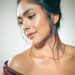 Mrunal Thakur Instagram - People Will Stare. Make it Worth their while 🥰🥰 #JustLeoThings #CaughtYouByCharm Outfit - @gauriandnainika Footwear - @charleskeithofficial Styled by - @sheefajgilani Hair: @bhavyaarora Make up: @missblender Assisted by - @astha_kothari @kashishsinhaaa Jewellery and Charms-@Orrajewellery