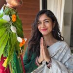 Mrunal Thakur Instagram - Happy Ugadi and gudi padwa my lovely people 💕💕💕💕