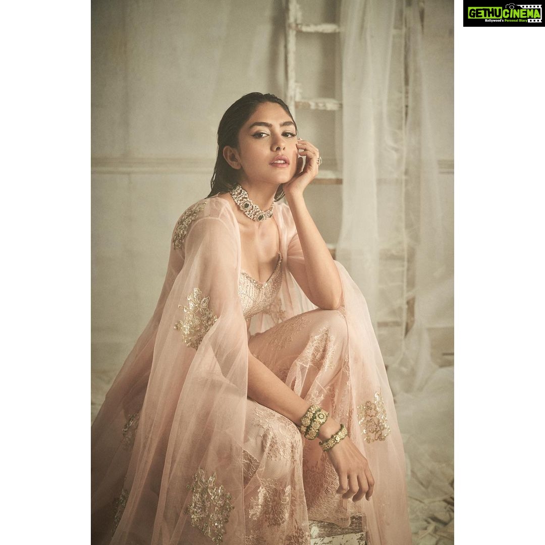 Mrunal Thakur Instagram - @shehlaakhan ・・ @mrunalthakur Styled by: Anaita Shroff Adajania @anaitashroffadajania Photographer: Rohan Shrestha @rohanshrestha Assistants: @homyarpatel @shivanigoel96 Jewellery @satyanifinejewels Special thanks to Amrita Mahal @amritamahalnakai (Production Designer) and Radhika Kini @colorbong (Set Dresser) Art Direction: @amitsharma124 Production: @p.productions_ Makeup: @makeupbyriddhima Hair: @miteshrajani @featartists Fashion assistant: @neonasanjaybahri . . . #newcollection #mrunalthakur #summerfestive2023 #venus #shehlakhan #shehlakhancouture #weddingwear #ivory #lehenga #brocade #coordinated #festivewear #indianfashion #weddings #indianweddings #fashiondesigner #classiccouture #details #indiandesigner #stylish #contemporary #chic #fashionforwomen #womenswear #fashion #original #fashionforward #designing #feminine Mumbai, Maharashtra