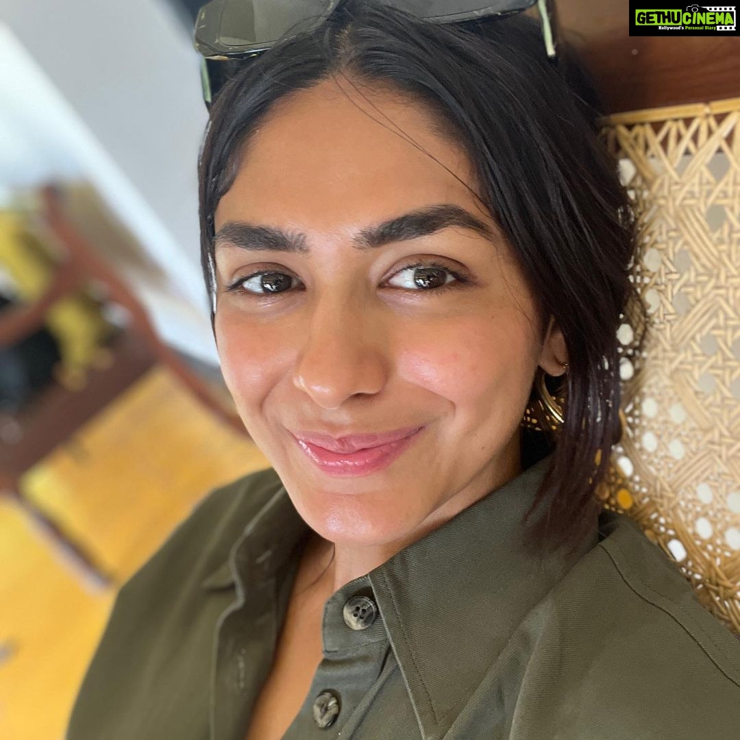 Mrunal Thakur Instagram - Gratitude, gratitude and only gratitude ππΌπΊπ
