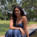 Mrunal Thakur Instagram - Meri problem toh Rana Sort Kiya, ab aur kya kya sort karega Rana? To find out, go watch Rana Naidu, now streaming only on Netflix! And if you want to be featured on Netflix India stories, come up with your most interesting problems that Rana can help #ranasortkiya #rananaidu @netflix_in