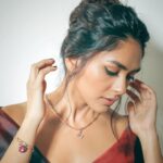 Mrunal Thakur Instagram - People Will Stare. Make it Worth their while 🥰🥰 #JustLeoThings #CaughtYouByCharm Outfit - @gauriandnainika Footwear - @charleskeithofficial Styled by - @sheefajgilani Hair: @bhavyaarora Make up: @missblender Assisted by - @astha_kothari @kashishsinhaaa Jewellery and Charms-@Orrajewellery