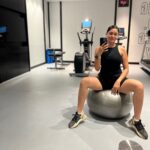 Mrunal Thakur Instagram - Me time 🏋️‍♂️