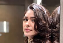 Mrunal Thakur Instagram - Good hair day 🥰 Outfit - @devnaagri Jewellerry - @ishhaara @ascend.rohank Footwear - @fizzygoblet Styled by - @sheefajgilani Assisted by - @astha_kothari @kashishsinhaaa Makeup by @missblender Hair by @deepalid10