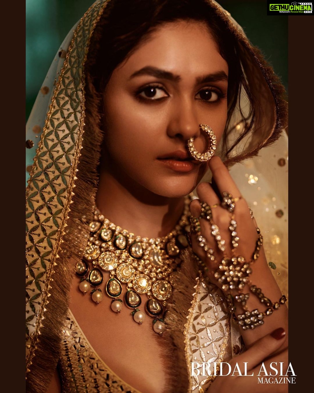 Mrunal Thakur Instagram - In aankhon ki masti ke mastaane haazaroon hain 🎶 #aapkinoor Magazine: @thebridalasiamagazine @bridalasia . . Outfit: @sawangandhiofficial Jewellery: Neckpiece - @shriramhariramjewellers ,Nose Ring - @vilandiofficial . . Editor-in-chief: @dhruvgurwara Editor-at-large: @nupurmehta18 Photographer: @vaishnavpraveen Stylist: @nupurmehta18 @n2root Art & Set Direction: @gopalikavirmani Makeup: @missblender Hair: @deepalid10 Assistant Stylist: @nehamaggo Production: @mmcworld_official