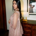 Mrunal Thakur Instagram – 💕🧚🏼‍♀️🫧

Something special coming your way 🥰😇💋

Designer @seemagujraldesign 
Styled by @archamehta 
Jewellery: @kushalsfashionjewellery
Hair: @deepalid10
Make up: @missblender
Assisted by: @vidushiparashar18
Team @poorvjainn @kunjan_sumaria 

#mtinpune